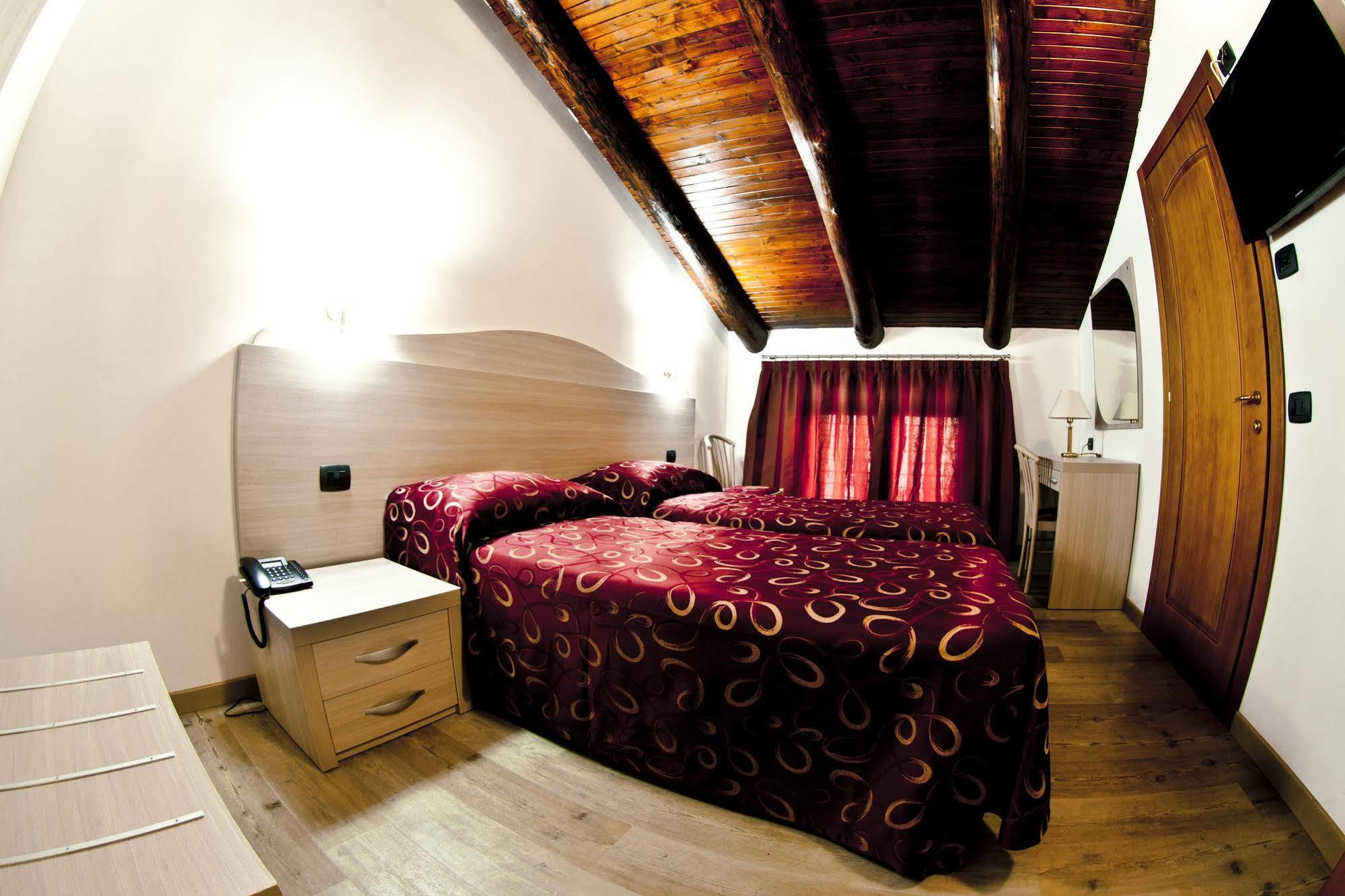Agriturismo Cascina Del Vai Cairo Montenotte Extérieur photo
