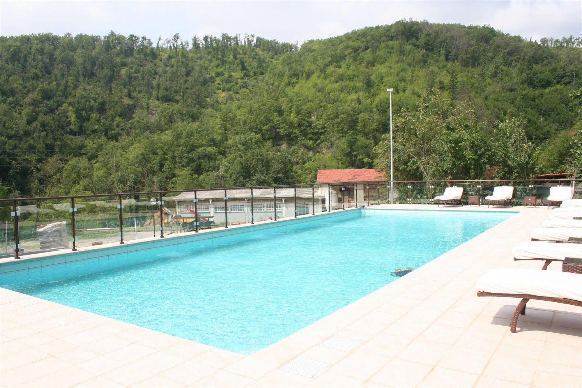 Agriturismo Cascina Del Vai Cairo Montenotte Extérieur photo